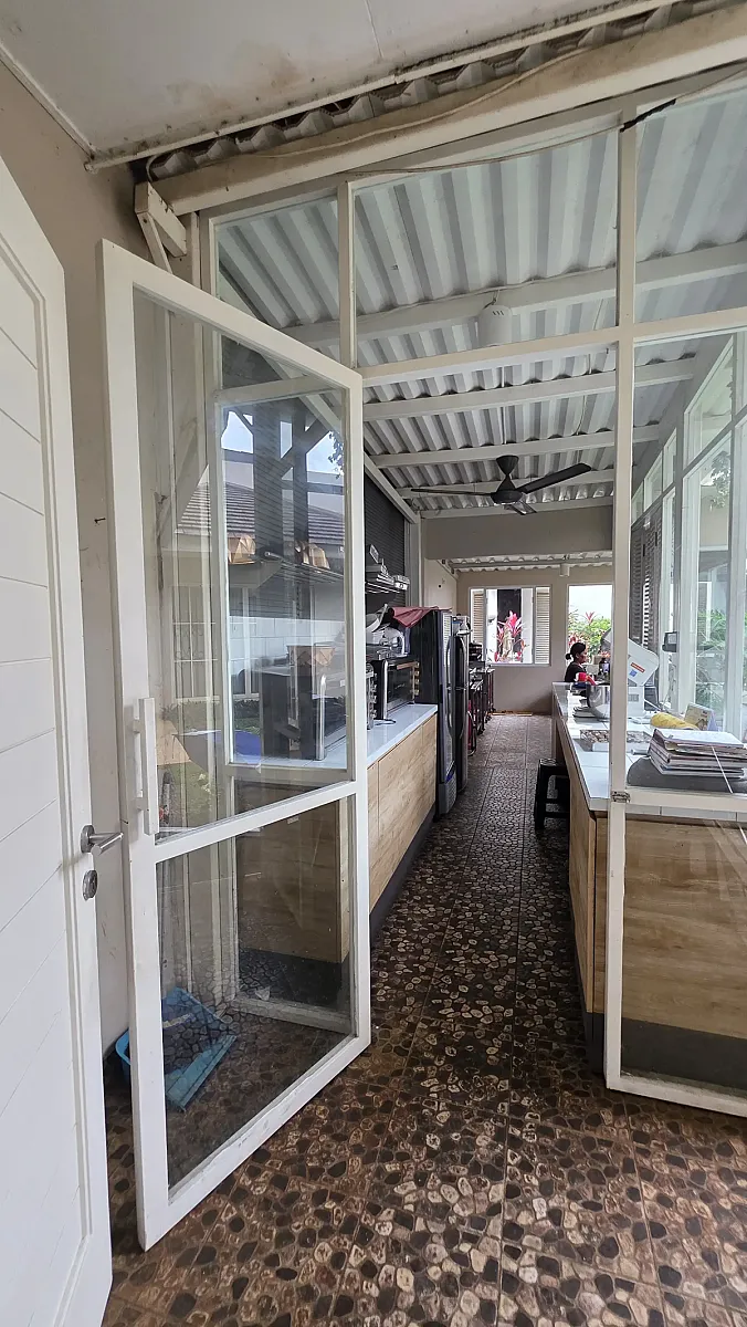 Rumah Alam Sutera Hadap Boulevard