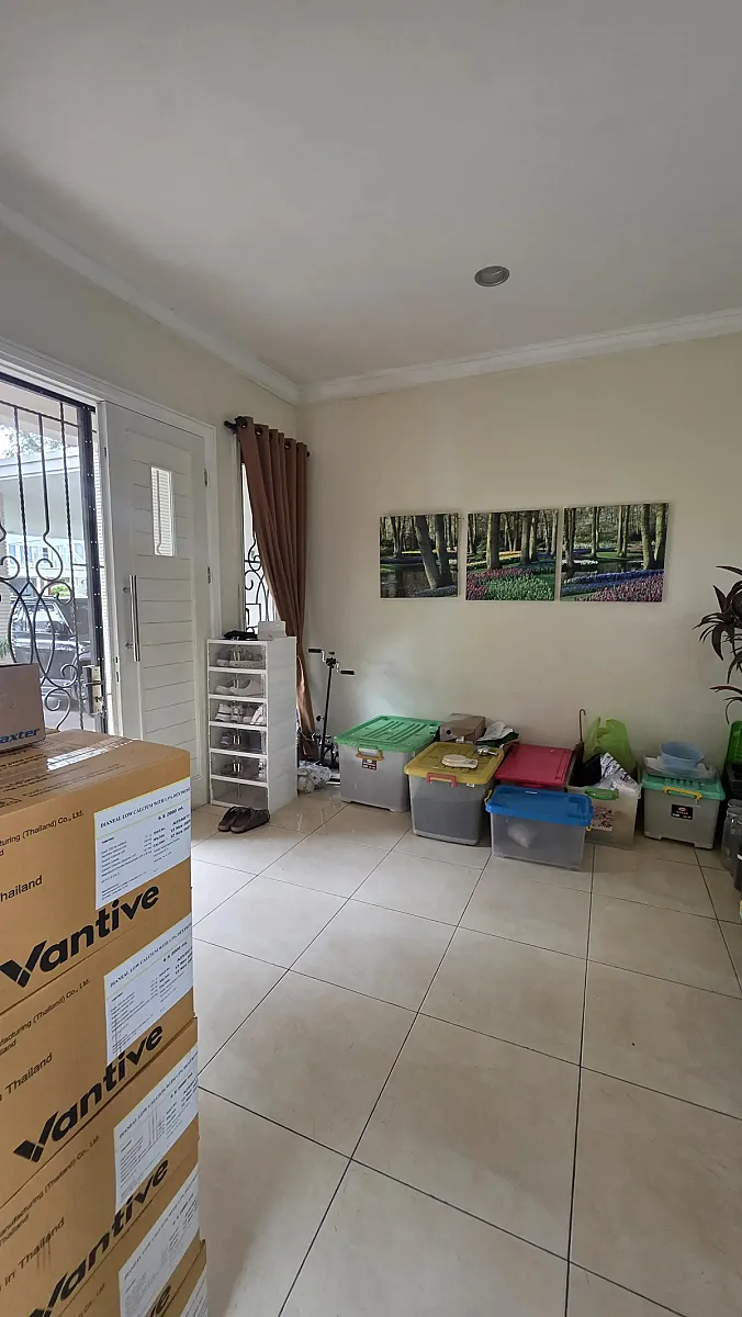 Rumah Alam Sutera Hadap Boulevard